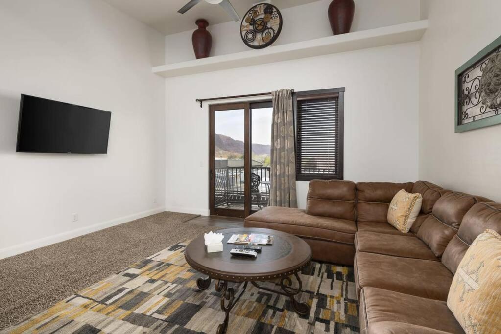 Luxury Downtown Rental - La Dolce Vita Villa #3 موآب المظهر الخارجي الصورة